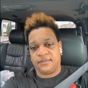 Meet your Posher, Christie